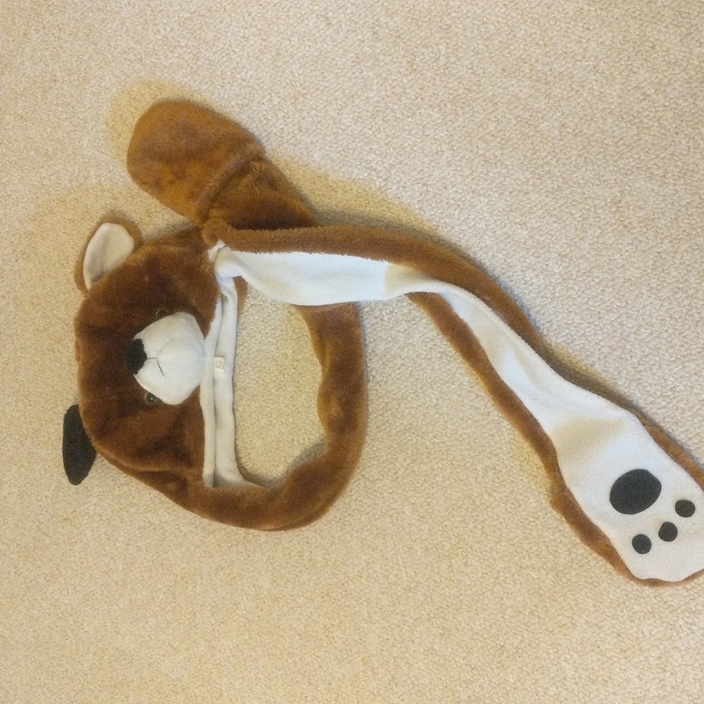 Bear hat with, scarf, mittens